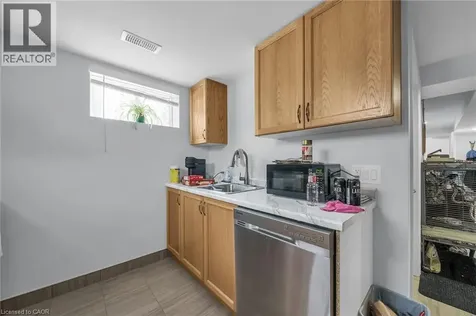 8 Shynal Avenue Hamilton ON L8H 6K1