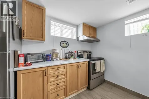 8 Shynal Avenue Hamilton ON L8H 6K1
