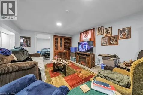 8 Shynal Avenue Hamilton ON L8H 6K1