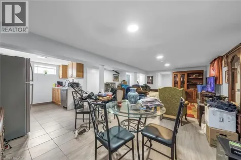 8 Shynal Avenue Hamilton ON L8H 6K1