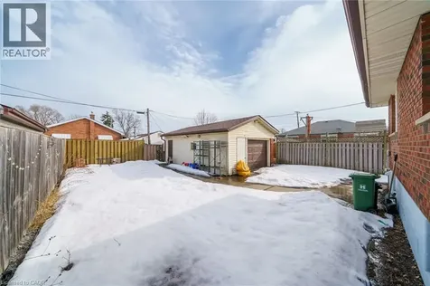 8 Shynal Avenue Hamilton ON L8H 6K1