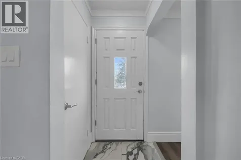 8 Shynal Avenue Hamilton ON L8H 6K1