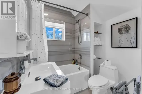 97 Laclie Street Orillia ON L3V 4W9