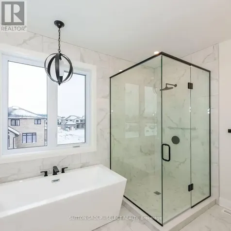 10142 Pinery Bluffs Road Lambton Shores ON N0M 1T0