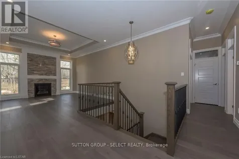 10142 Pinery Bluffs Road Lambton Shores ON N0M 1T0