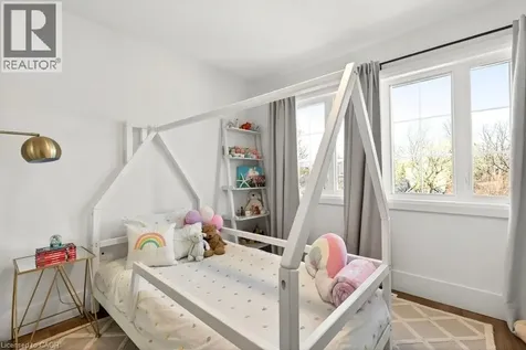 128 Canada Street Hamilton ON L8P 1P5