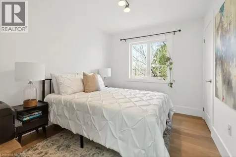 128 Canada Street Hamilton ON L8P 1P5