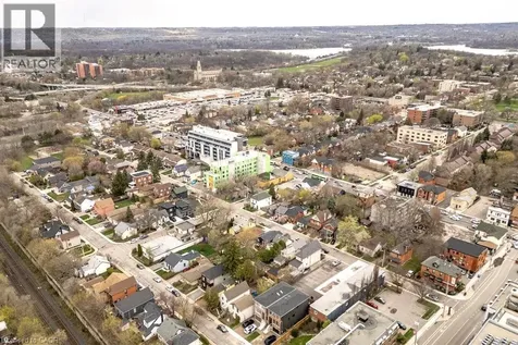 128 Canada Street Hamilton ON L8P 1P5