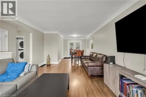 39 Bland Avenue Stoney Creek ON L8G 3R2