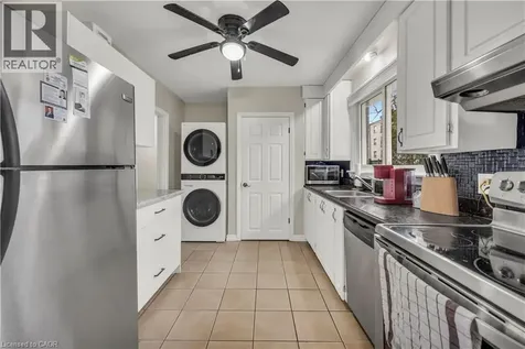 39 Bland Avenue Stoney Creek ON L8G 3R2