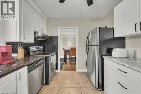 39 Bland Avenue Stoney Creek ON L8G 3R2