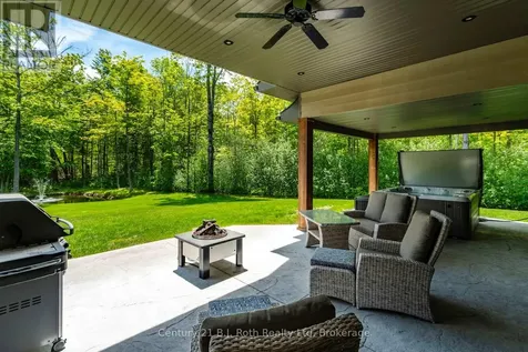 291 Concession Road 8 East Tiny ON L0L 2J0