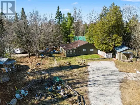 176 Clyde Lane Lanark Highlands ON K0G 1K0