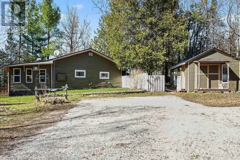 176 Clyde Lane Lanark Highlands ON K0G 1K0