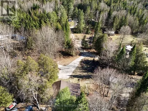 176 Clyde Lane Lanark Highlands ON K0G 1K0