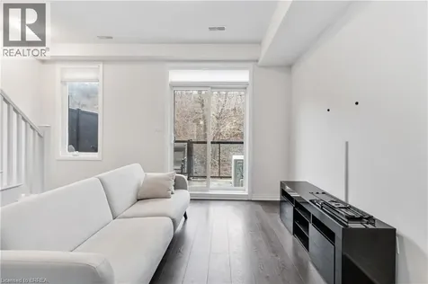 2 Willow Street Paris ON N3L 0K7