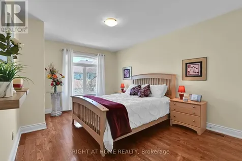 131 Issam Private Ottawa ON K1T 4B6