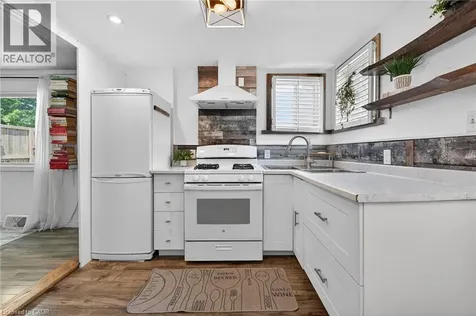 3824 Roxborough Avenue Crystal Beach ON L0S 1B0