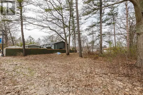 8 Poplar Street Wasaga Beach ON L9Z 2X5