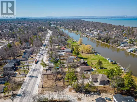 8 Poplar Street Wasaga Beach ON L9Z 2X5