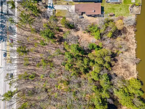 8 Poplar Street Wasaga Beach ON L9Z 2X5
