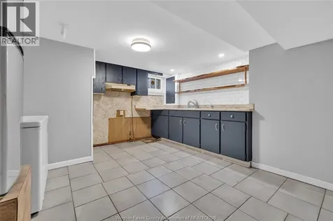 42 Grace Leamington ON N8H 1K9