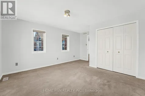 5 Cheltonia Way Ottawa ON K2T 1G1