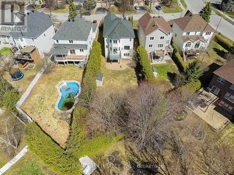 5 Cheltonia Way Ottawa ON K2T 1G1