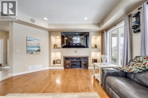 12337 Candlewood Drive Tecumseh ON N9K 0A3