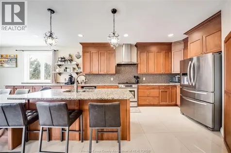 12337 Candlewood Drive Tecumseh ON N9K 0A3