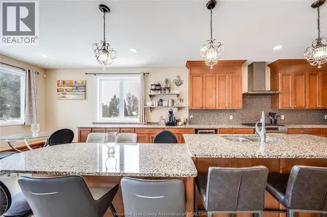 12337 Candlewood Drive Tecumseh ON N9K 0A3