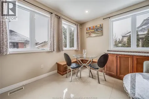 12337 Candlewood Drive Tecumseh ON N9K 0A3