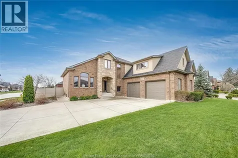 12337 Candlewood Drive Tecumseh ON N9K 0A3