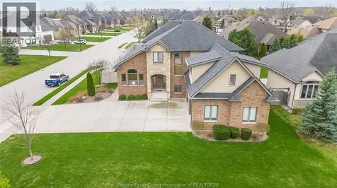 12337 Candlewood Drive Tecumseh ON N9K 0A3