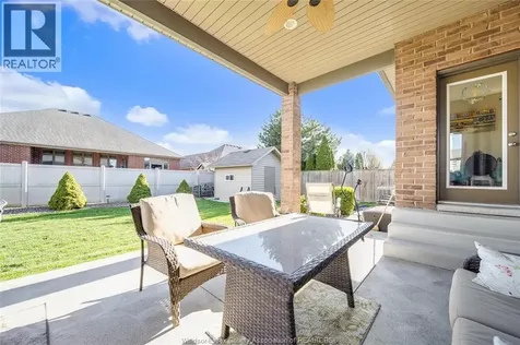 12337 Candlewood Drive Tecumseh ON N9K 0A3
