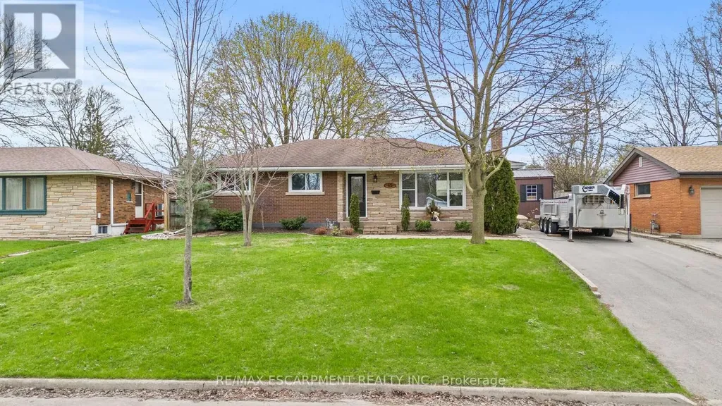 45 Driftwood Drive Brantford ON N3R 3K2