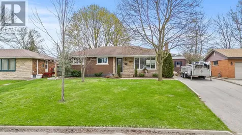 45 Driftwood Drive Brantford ON N3R 3K2
