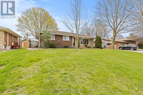 45 Driftwood Drive Brantford ON N3R 3K2