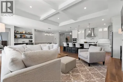 952 St. Jude Court Windsor ON N9G 0B7