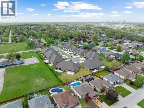 960 Street Jude Court Windsor ON N9G 0B7