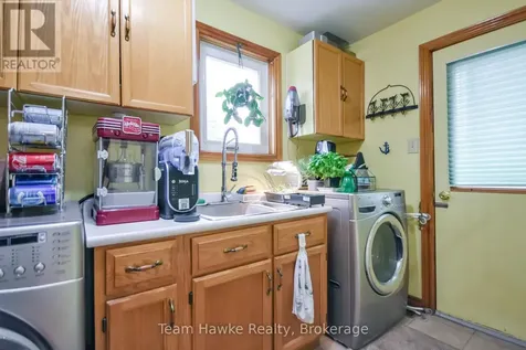 35 Brule Street Penetanguishene ON L9M 1J1