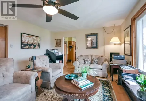 35 Brule Street Penetanguishene ON L9M 1J1