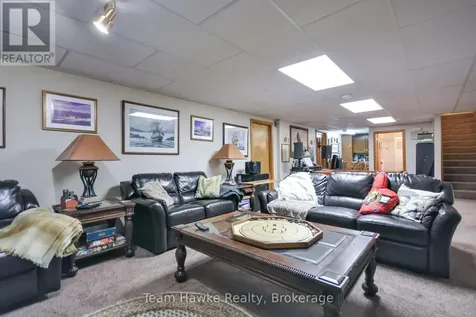 35 Brule Street Penetanguishene ON L9M 1J1