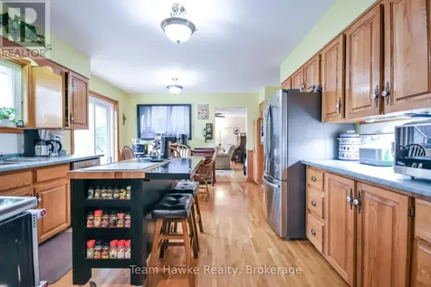 35 Brule Street Penetanguishene ON L9M 1J1