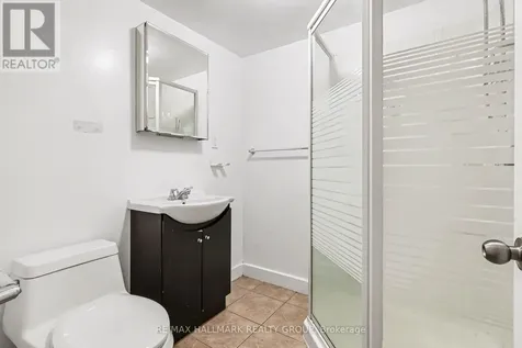 64 Cobourg Street Ottawa ON K1N 8G8