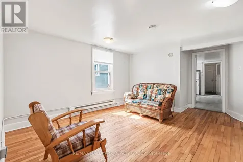 64 Cobourg Street Ottawa ON K1N 8G8