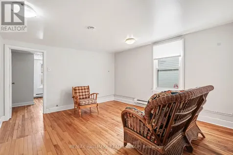 64 Cobourg Street Ottawa ON K1N 8G8