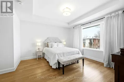 526 Edison Avenue Ottawa ON K2A 3Y5