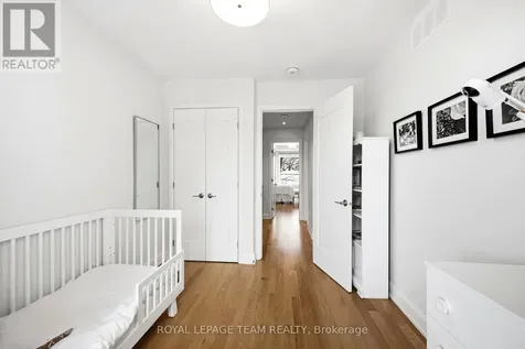 526 Edison Avenue Ottawa ON K2A 3Y5