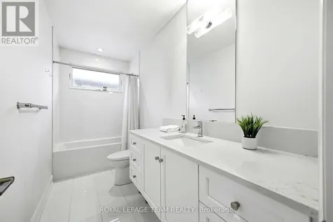 526 Edison Avenue Ottawa ON K2A 3Y5